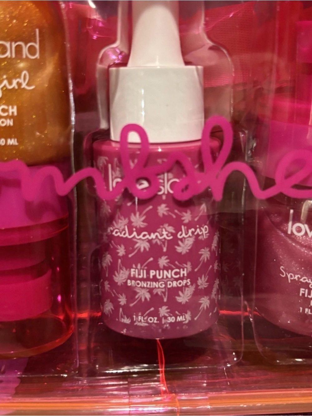 Love Island Bombshell Glow Set - Fiji Punch - Picture 6 of 7